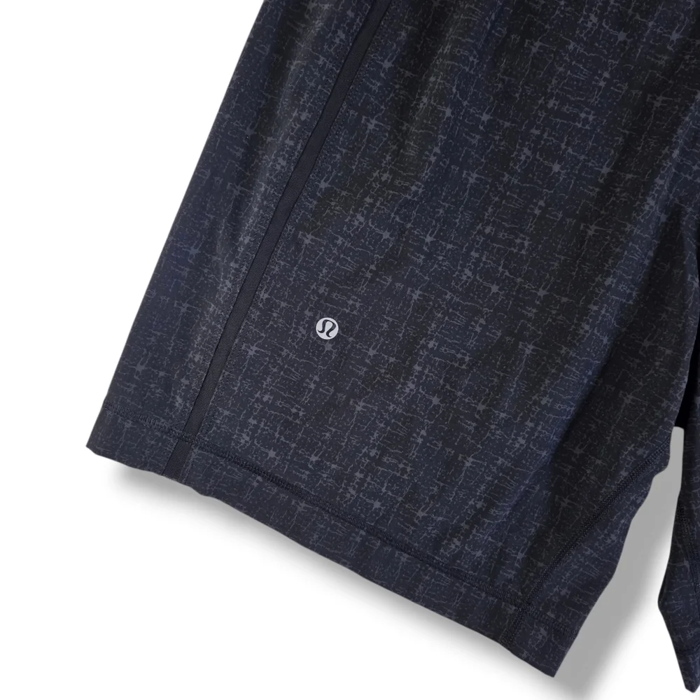 LULULEMON Men’s 9” Lined Pace Breaker Shorts Black Grey Gray Large